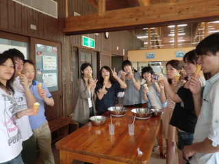 ���_���\��3����.3